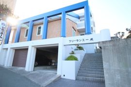 フリーランス一成の外観画像