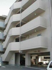 シャトレー築山の外観画像
