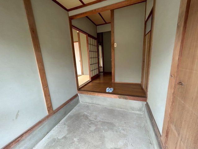 玄関