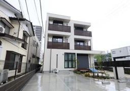 East fieldの外観画像