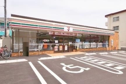 セブンイレブン八幡大浦3丁目店(480m)