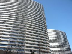 M．M．TOWERS FORESIS‐Lの外観画像