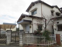 津倉町2丁目一戸建て東棟の外観画像