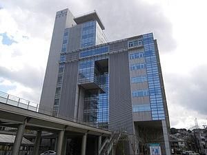 公立大学法人 九州歯科大学附属病院(162m)