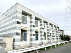 レオパレス栢山の外観画像