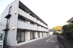 レオパレス泉の外観