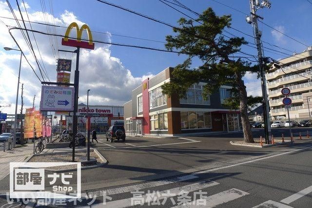 近くに施設あり