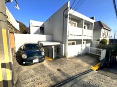 セレブ岡本の外観画像