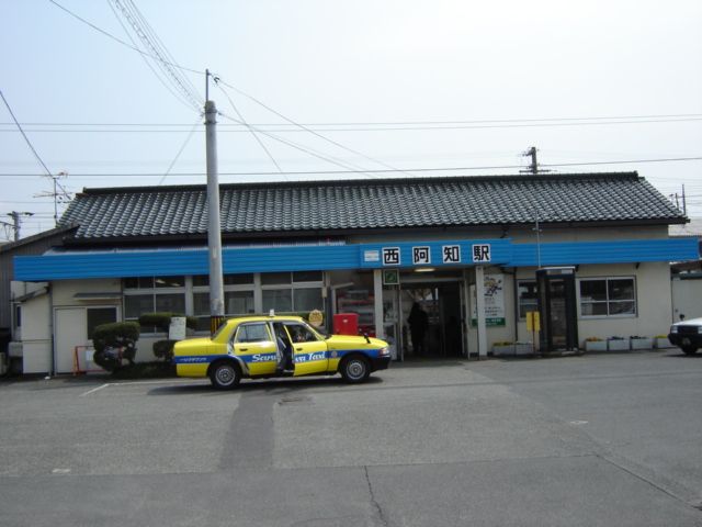 近くに施設あり