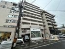 ロータスビルの外観