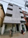 ロイヤル西梅田の外観