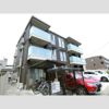 トミーコート泉中央の外観