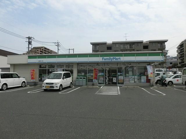 ファミリーマート小倉朝日ヶ丘店(200m)