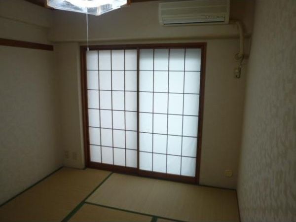 ベッドルーム