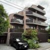パークアクシス市谷加賀町の外観