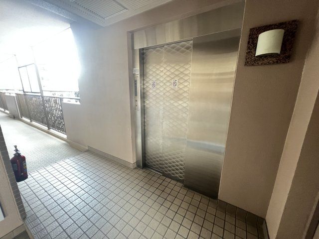 ロビー