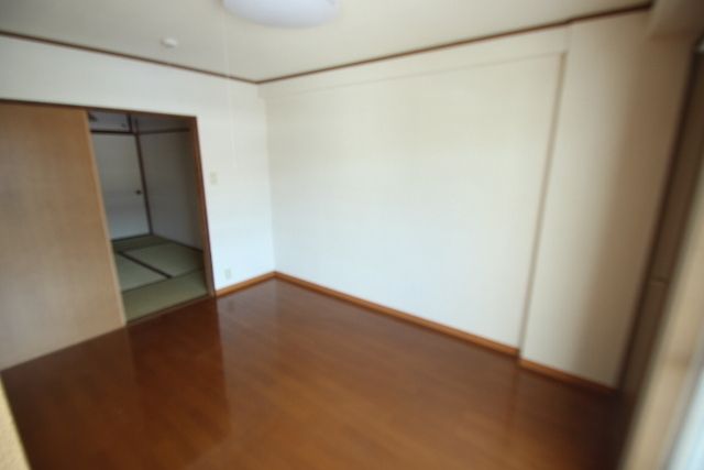 ベッドルーム