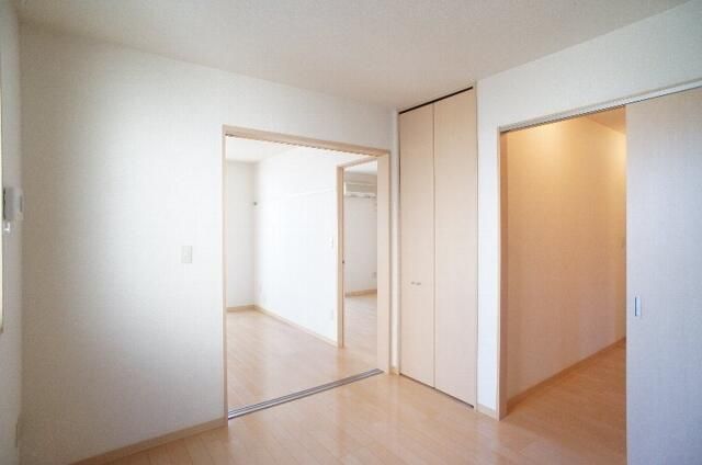 ベッドルーム