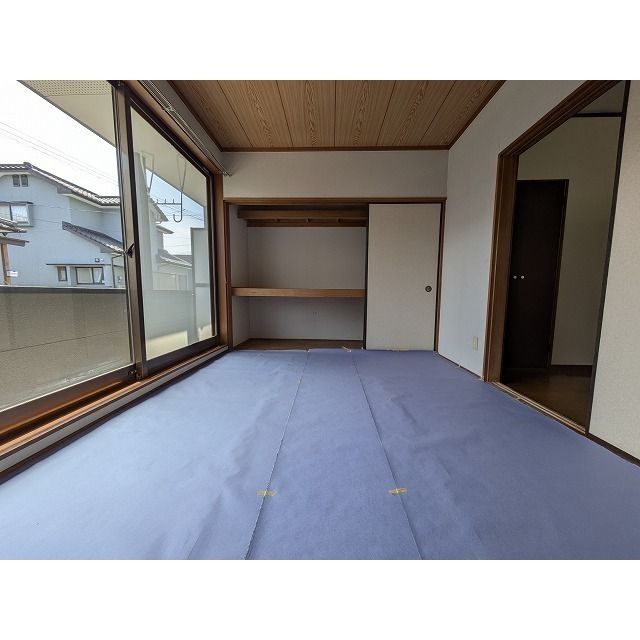 ベッドルーム