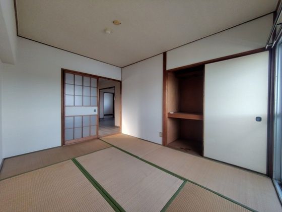 ベッドルーム