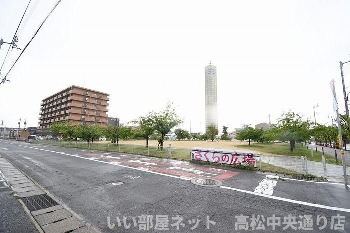 近くに施設あり