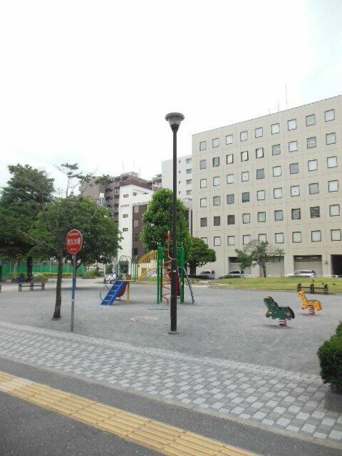 近くに施設あり