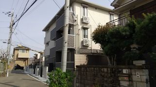 エス・プレシャスの外観画像