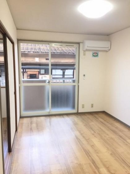 ベッドルーム
