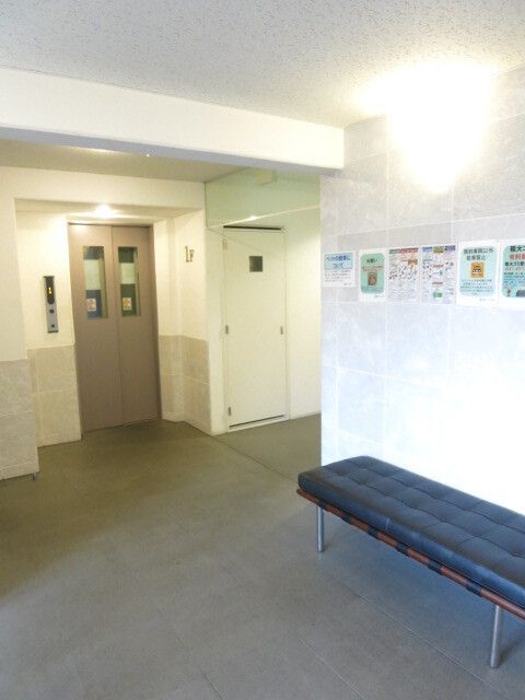 ロビー