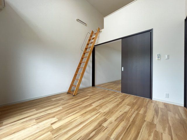 ベッドルーム