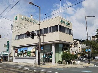 近くに施設あり