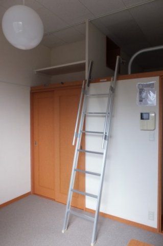 ベッドルーム