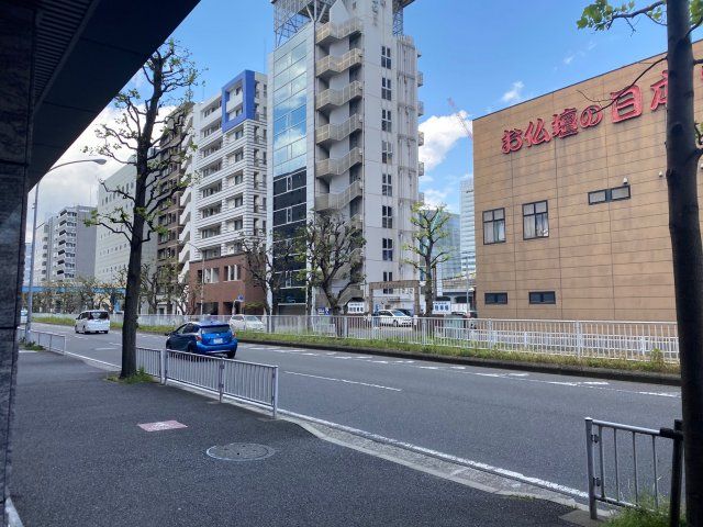 近くに施設あり