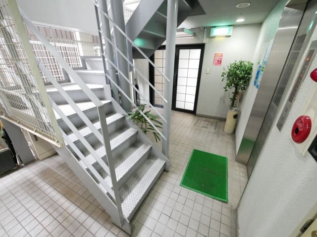 ロビー