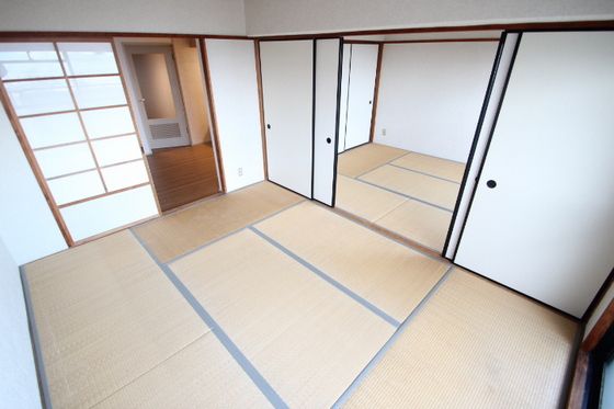ベッドルーム