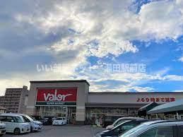 バロー栗東苅原店(スーパー)まで720m