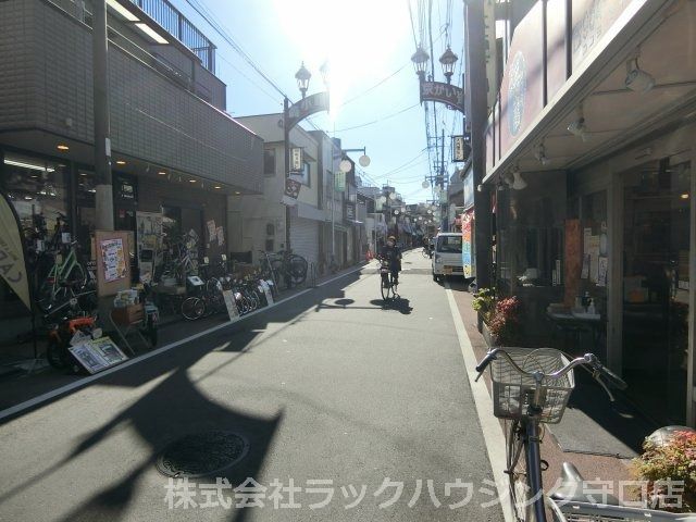 近くに施設あり