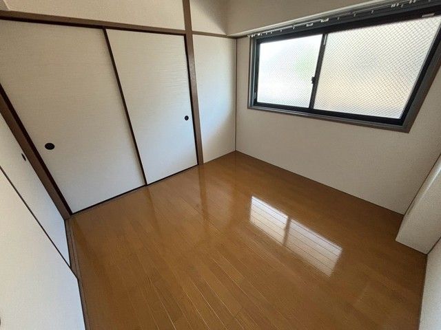 ベッドルーム
