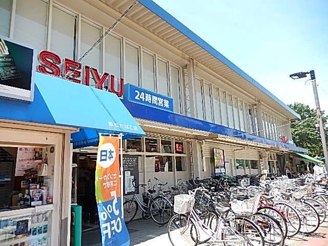 近くに施設あり