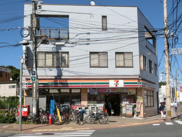 セブンイレブン(517m)