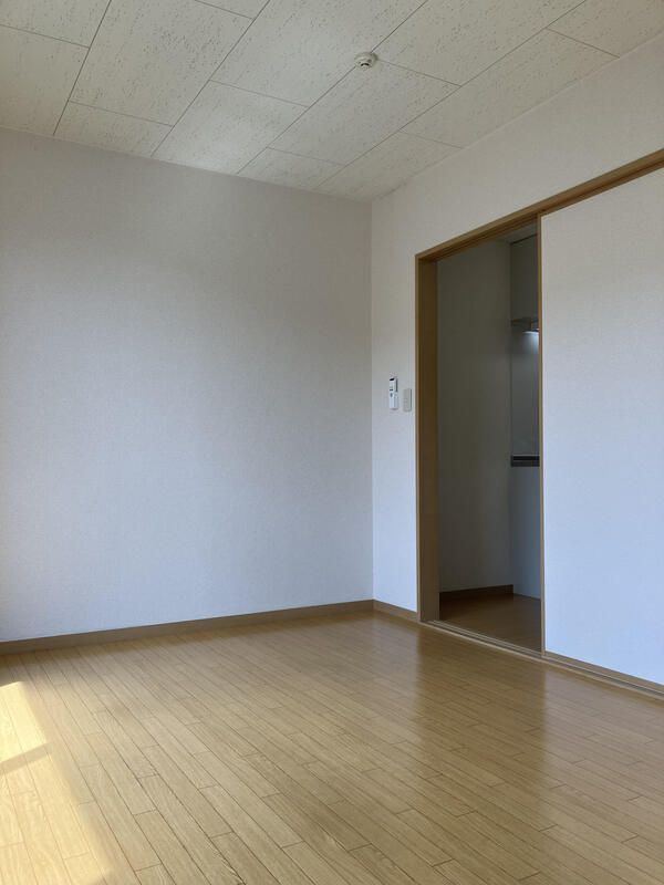 ベッドルーム