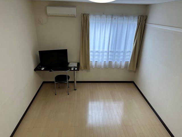 ベッドルーム