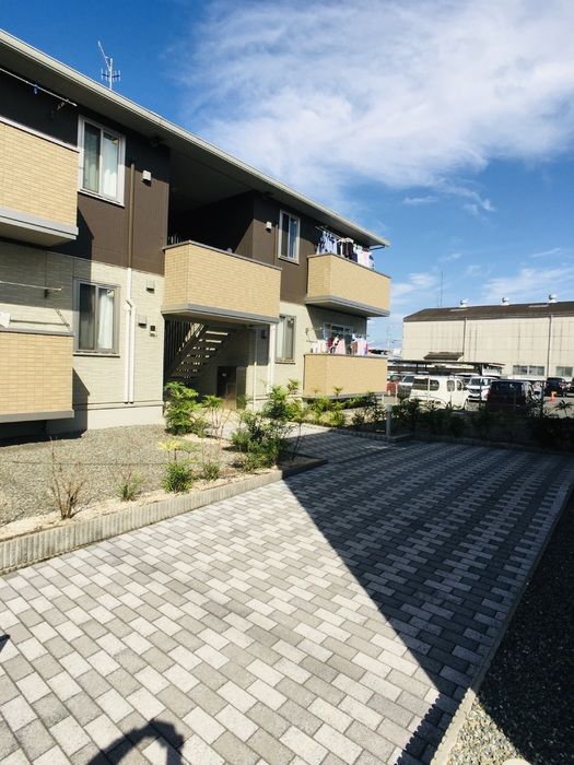 近くに施設あり