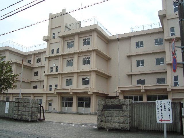 その他「富士市立吉原小学校まで1479m」
