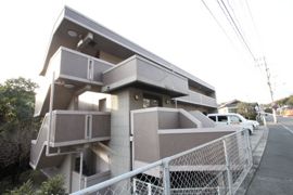 シャンボール中山の外観画像