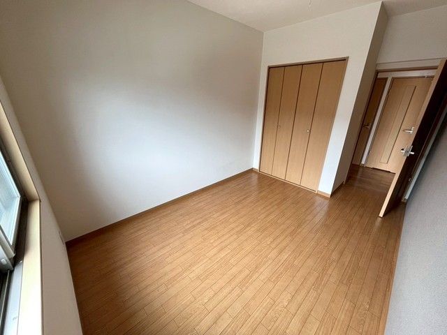 ベッドルーム