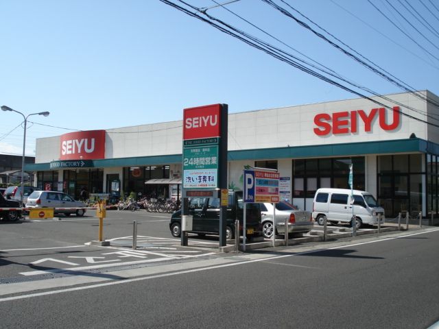 近くに施設あり