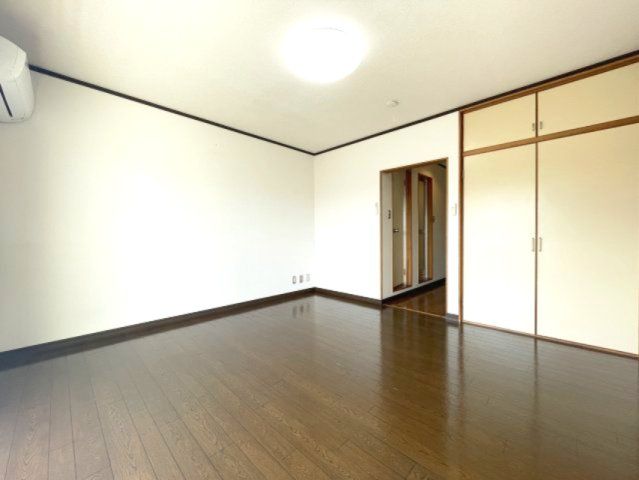 ベッドルーム