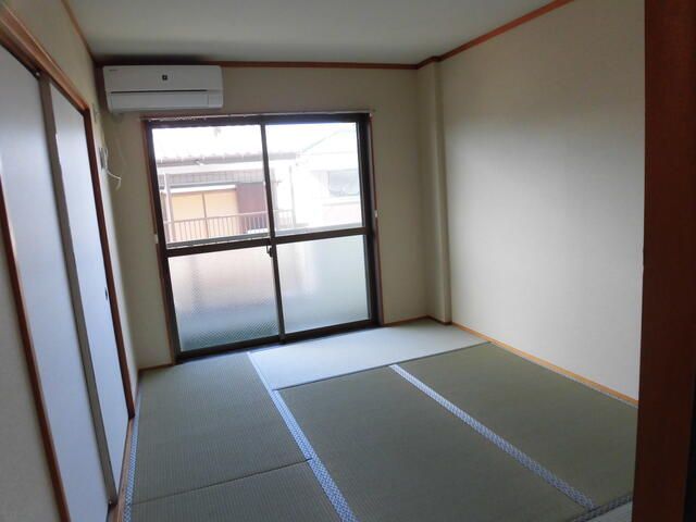 ベッドルーム