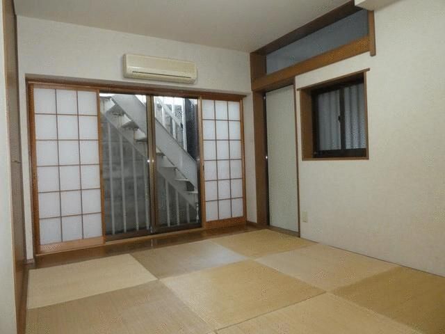 ベッドルーム